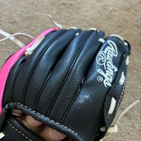 Rawlings PL91PB 9” Performance Designed Pink & Black RHT Ball Glove - Picture 7 of 10